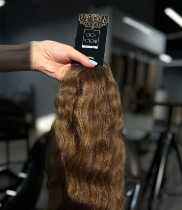 Наращивание волнистых и кудрявых волос фото 1